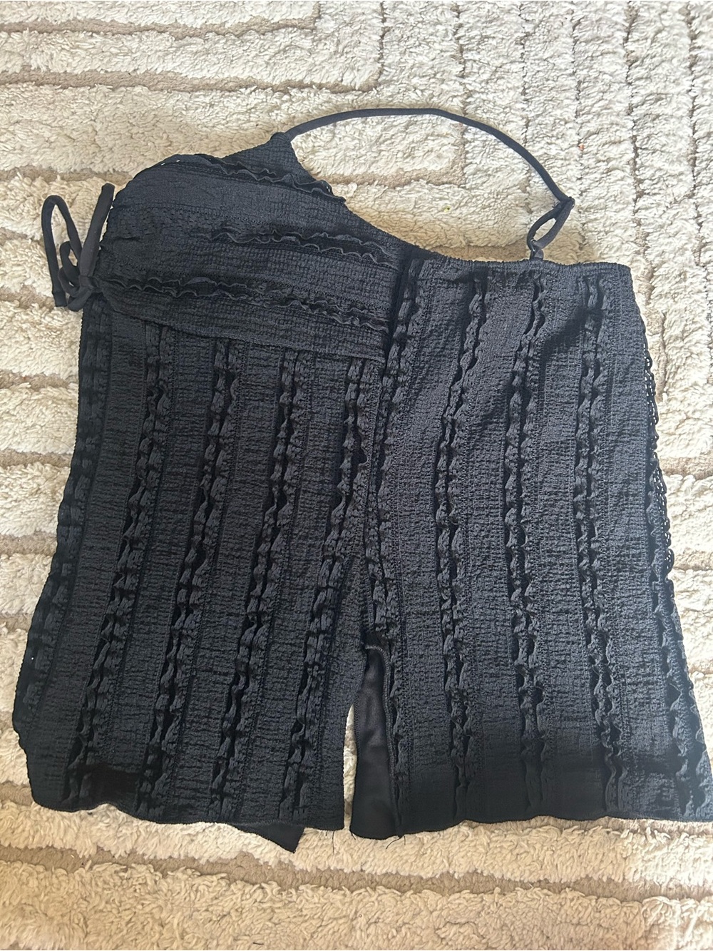 Black Ruffled Tank Top - Picture 4 of 5
